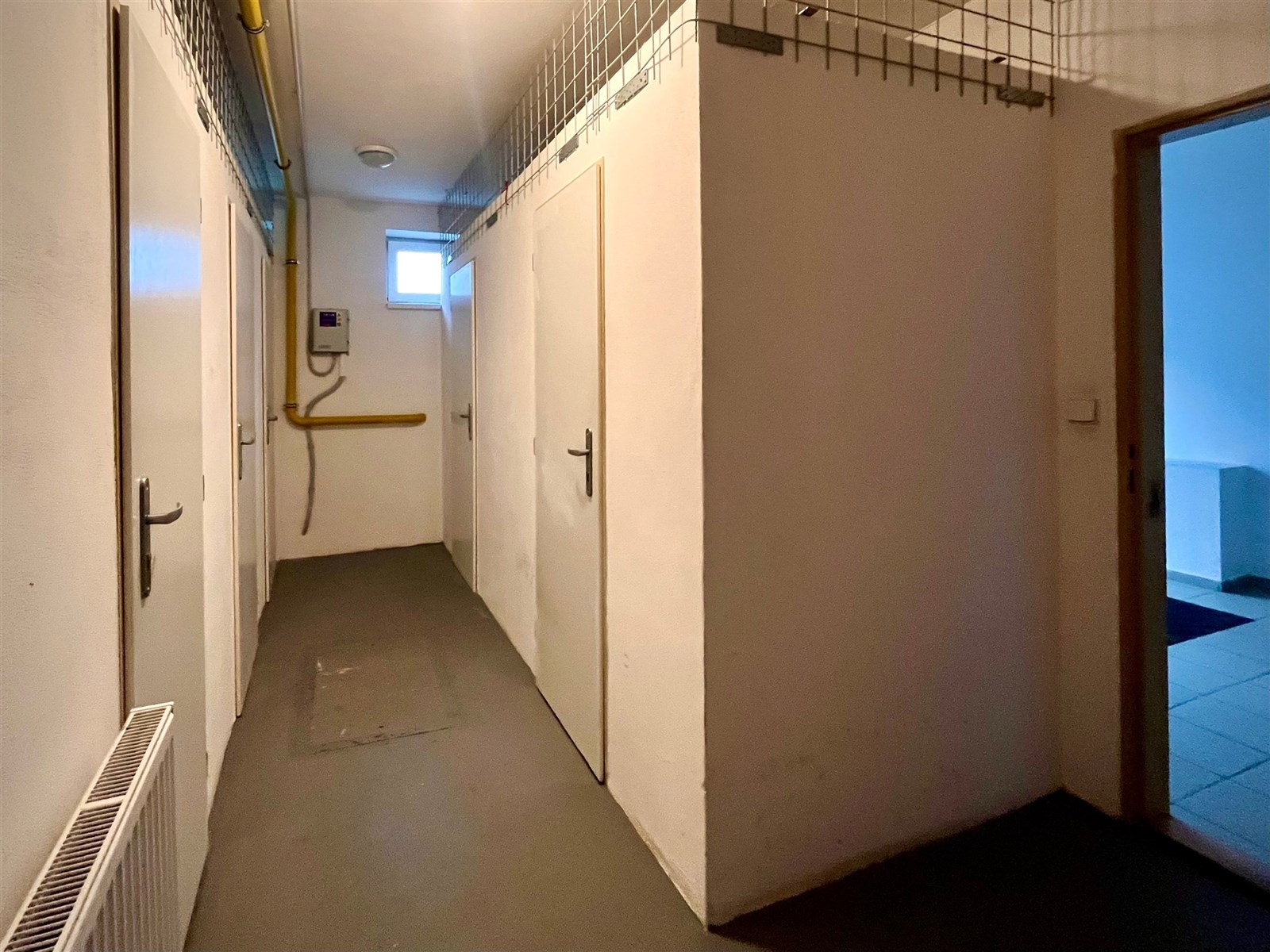 Byt 1+kk v Jihlavě (SKLEPNÍ BOXY)