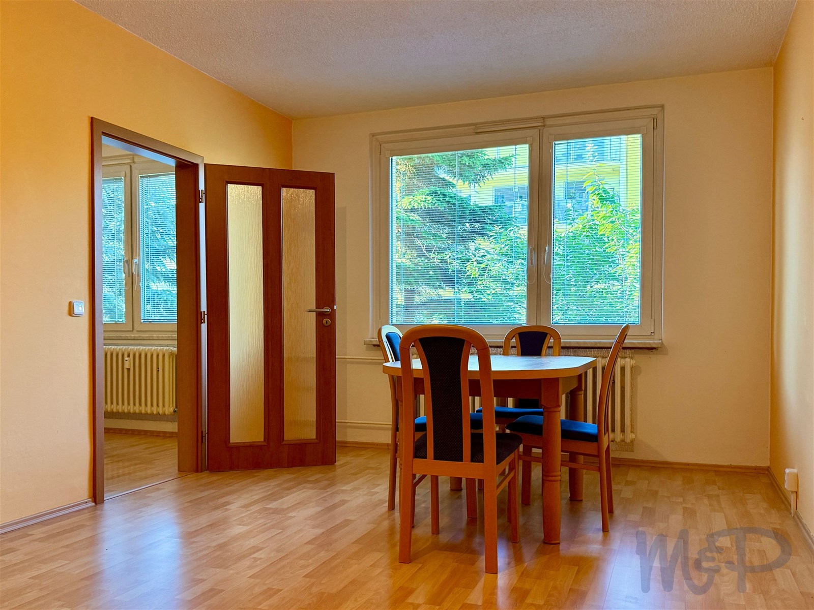 Byt 4+1 v Třebíči (OBÝVACÍ POKOJ 20,6 M2)