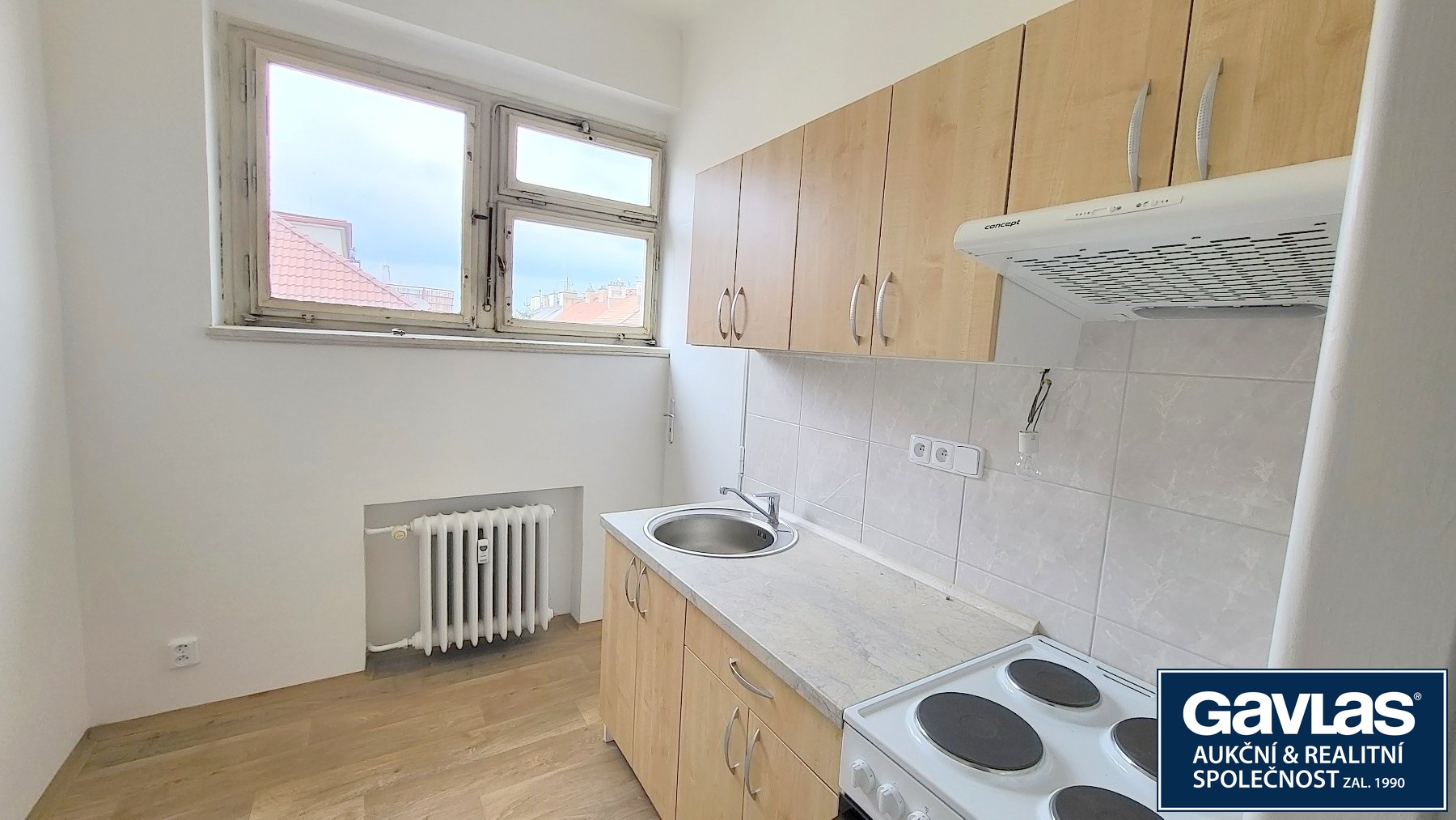 Kuchyň - pohled k oknu