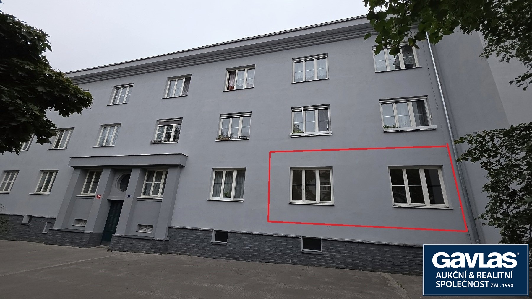 Dům