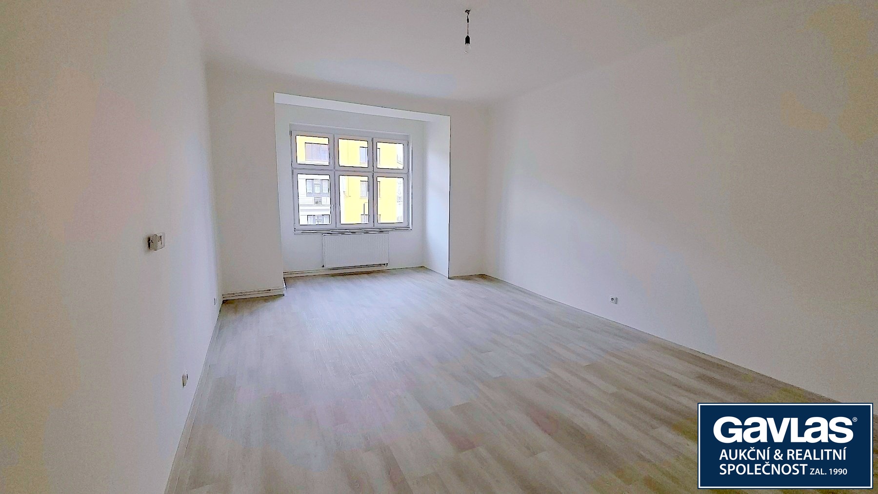 Pravý pokoj - pohled k oknu