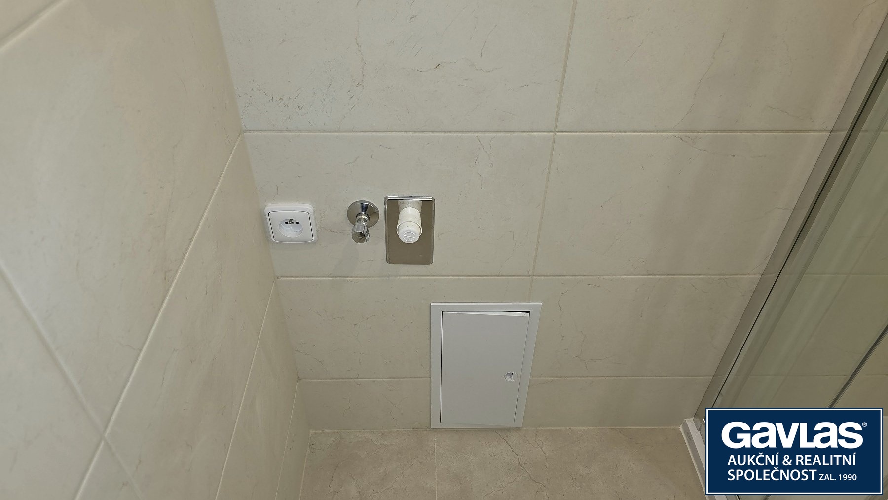 Koupelna - místo pro pračku