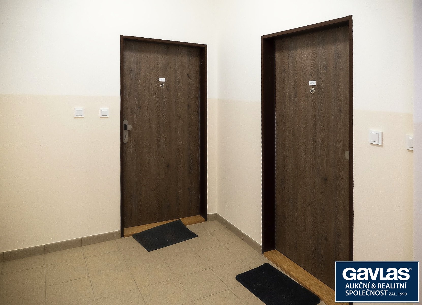 vstup do bytu - vlevo