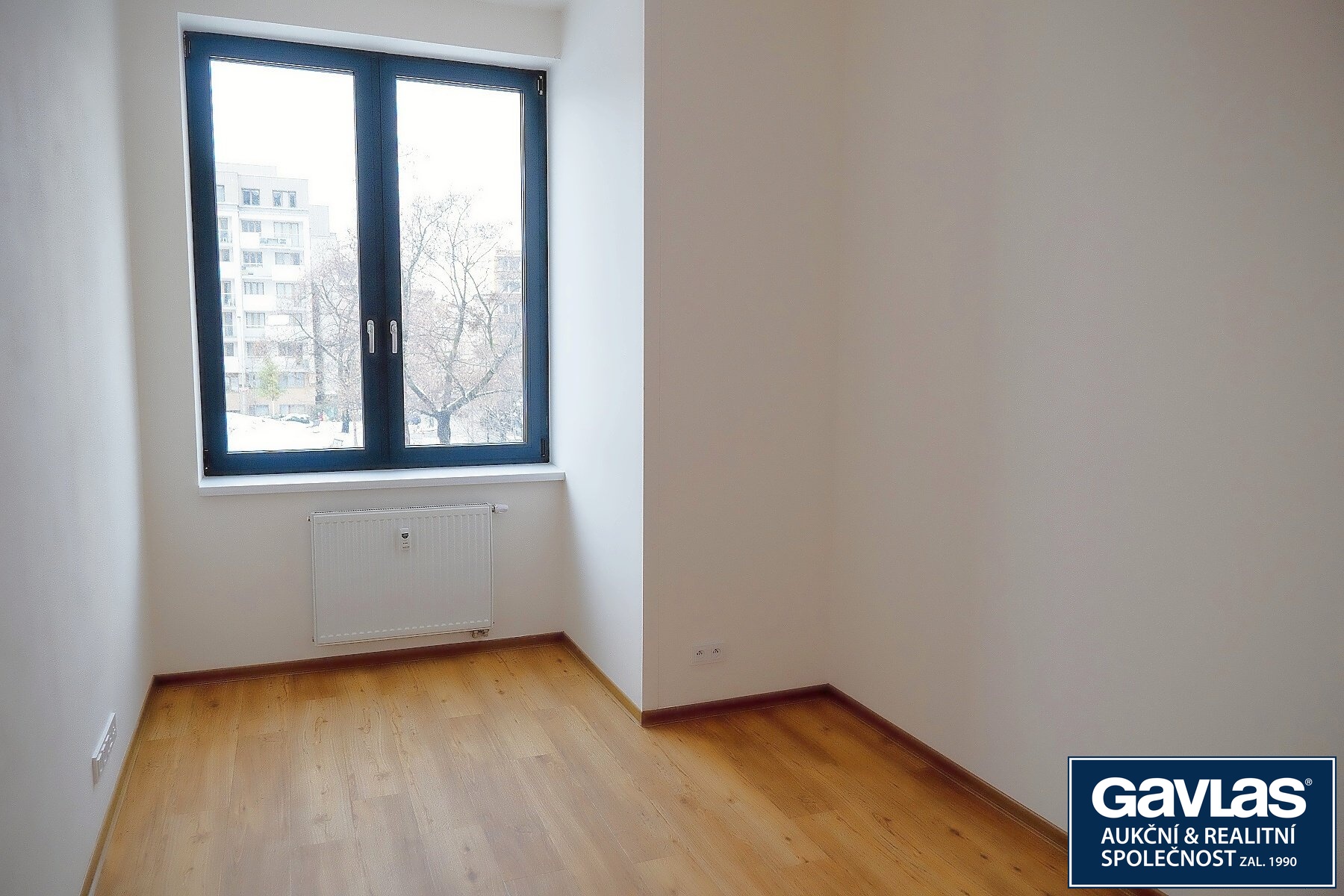 levý pokoj - pohled k oknu