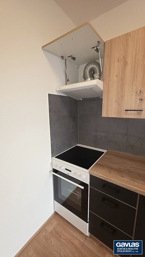 Sporák s digestoří