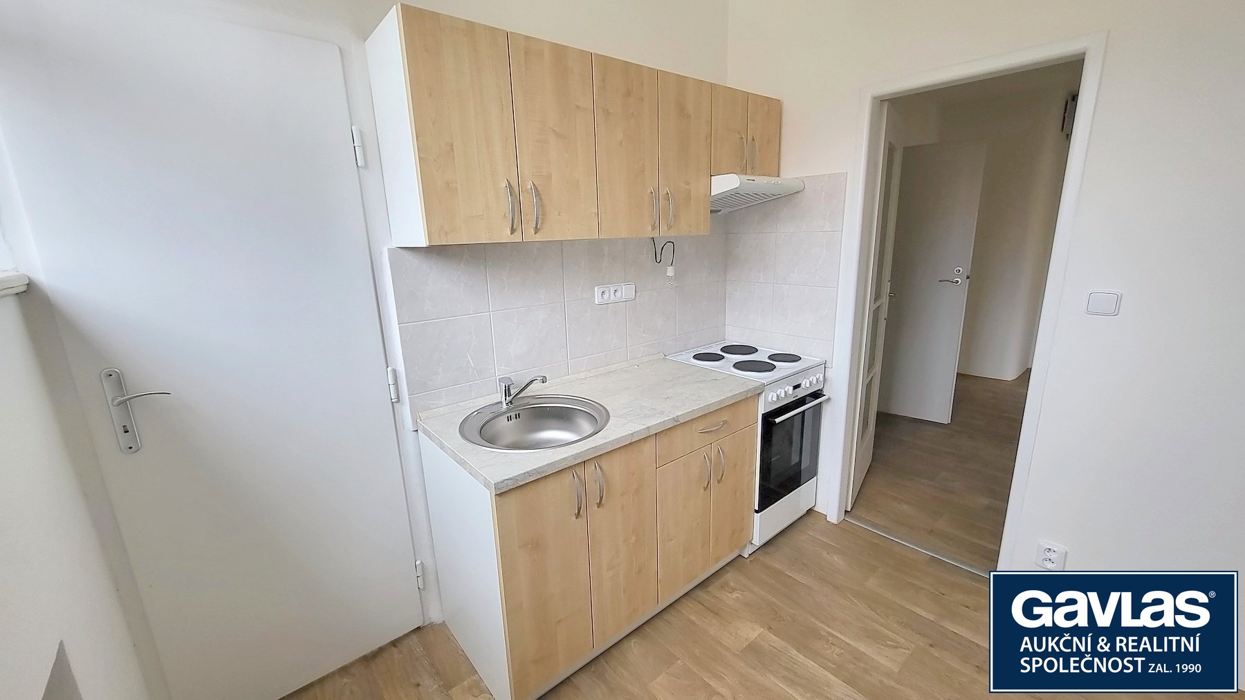 Kuchyyň - pohled od okna