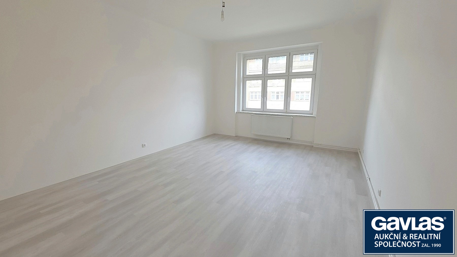 Levý pokoj - pohled k oknu