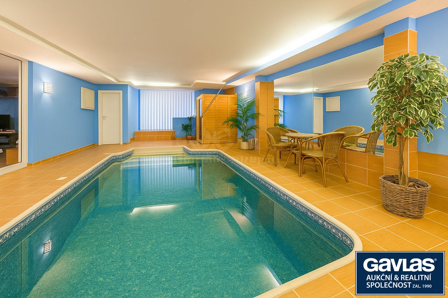  vnitřní bazén 1.NP