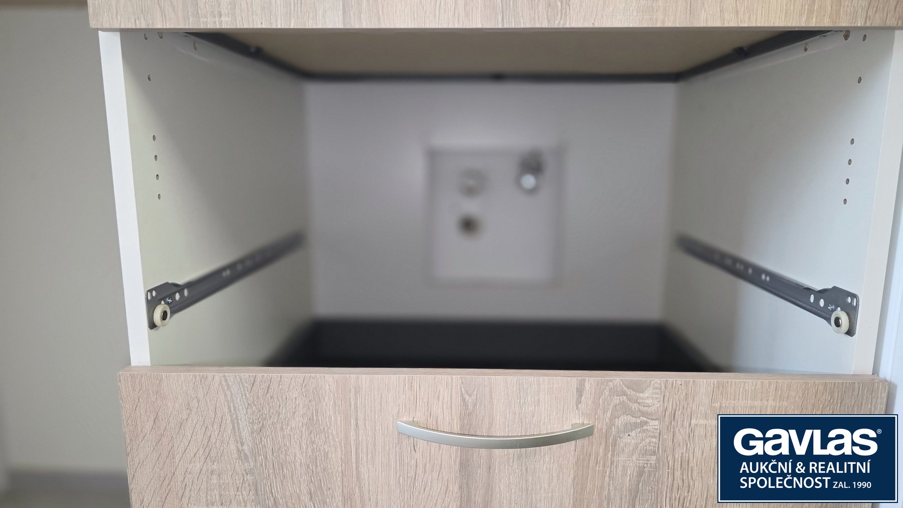 Příprava pro připojení myčky pod linkou