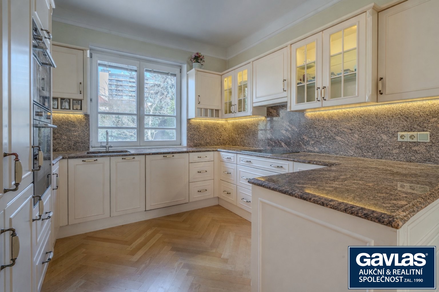 Pod Bela?ürii?ü__foto_retus?îe_final-1