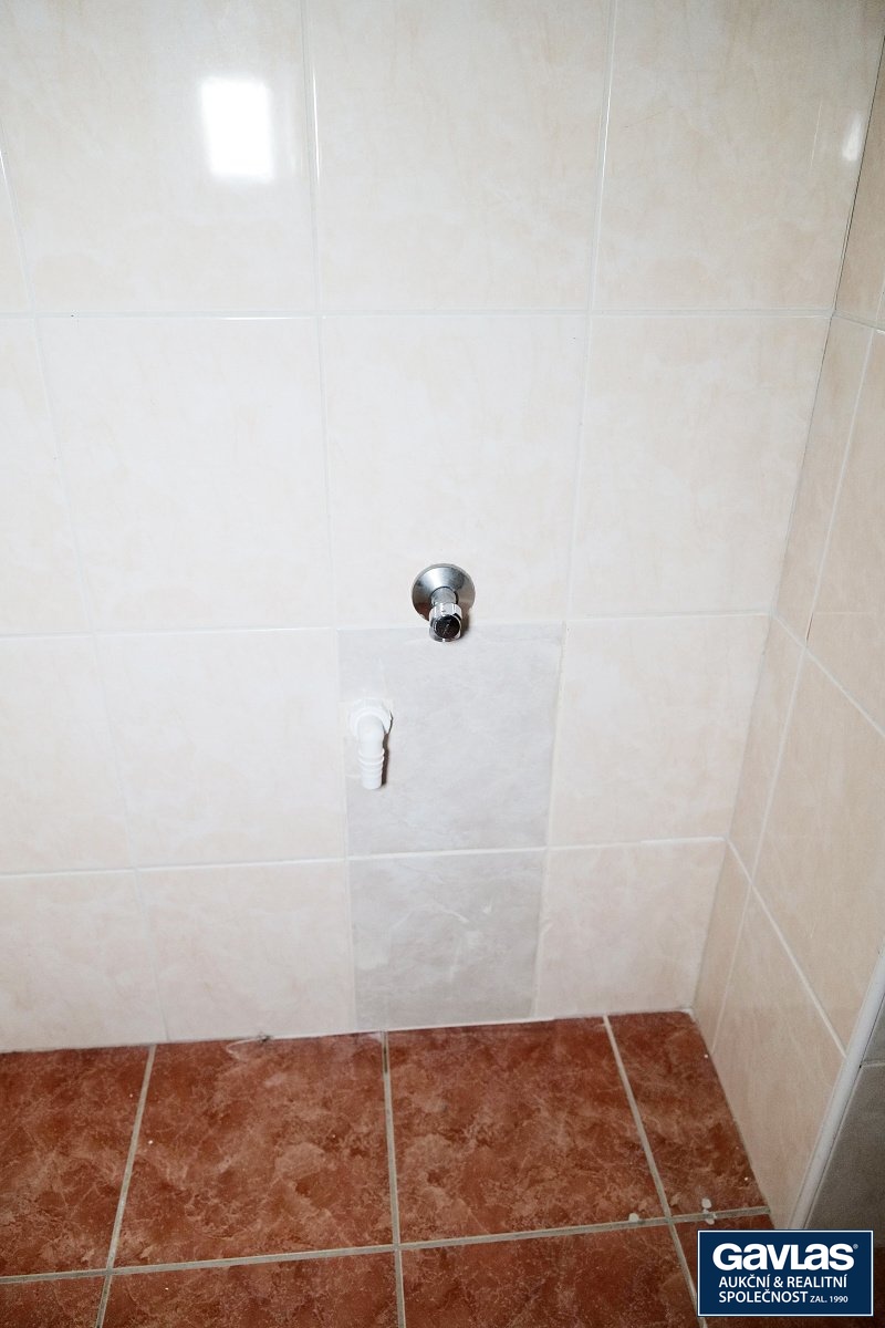 Koupelna - místo pro pračku