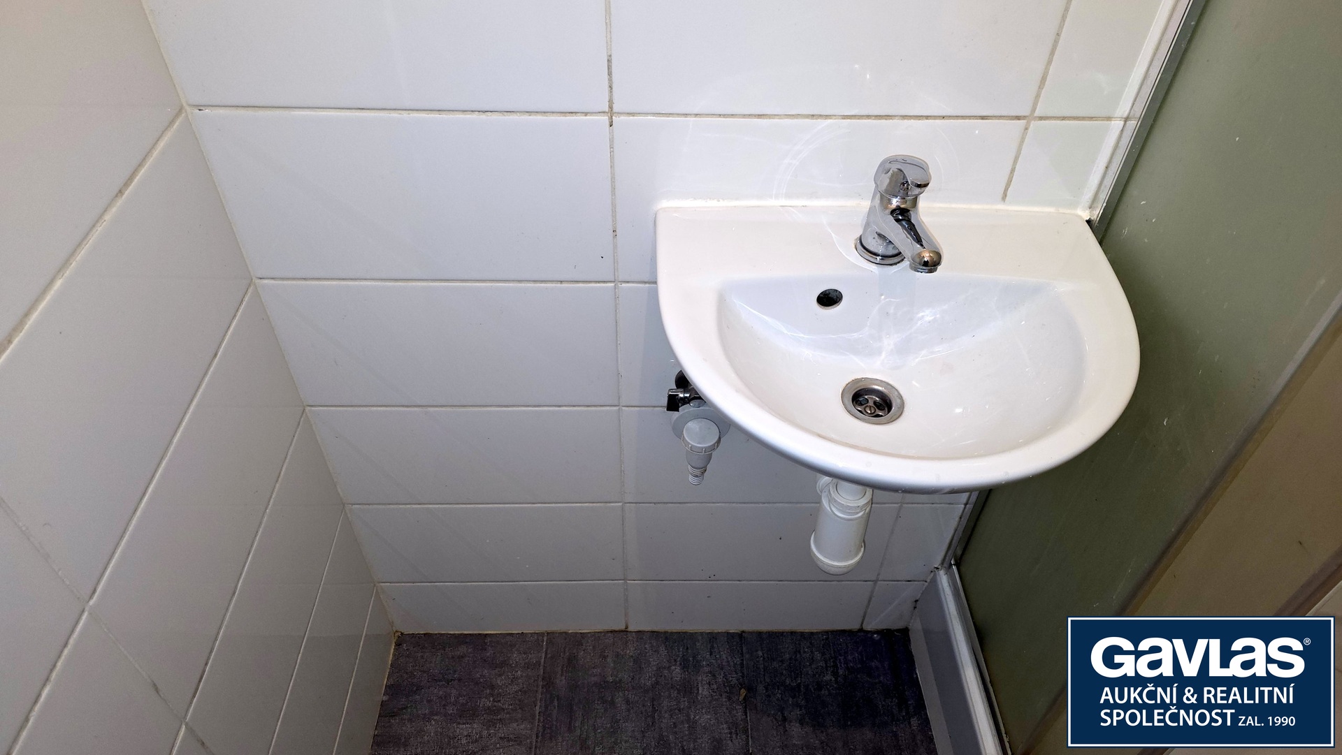 Koupelna - místo pro pračku