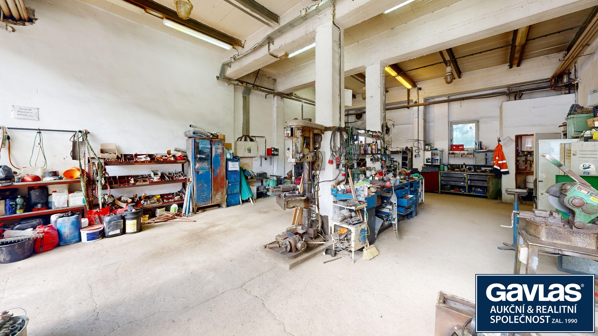 Vyrobne-skladovaci-areal-Usti-nad-Labem-Garage 1