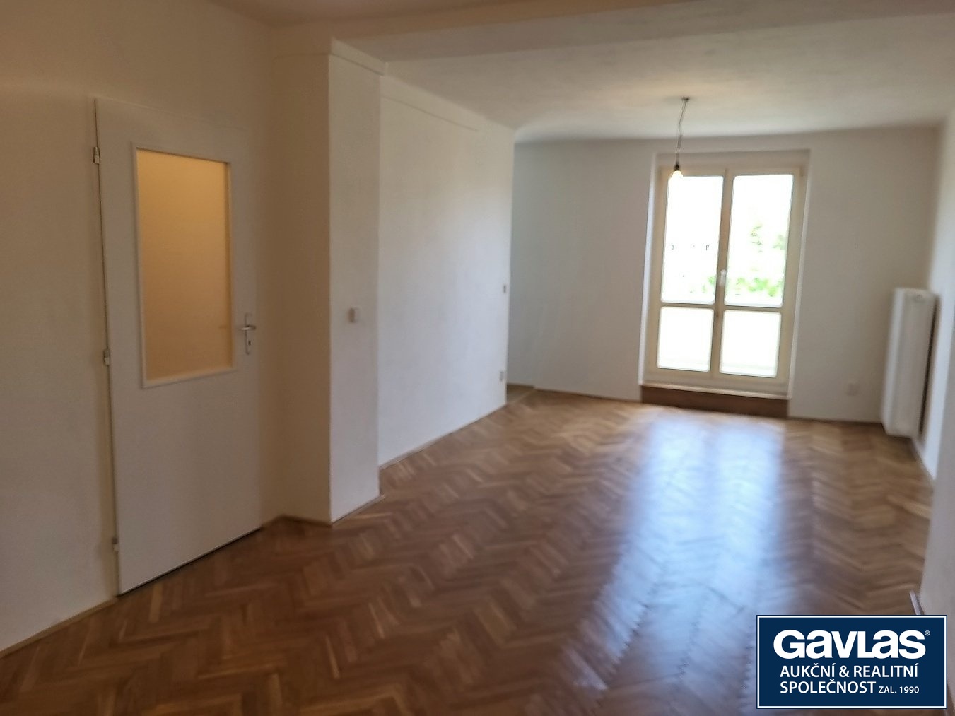 Pokoj - pohled k terase