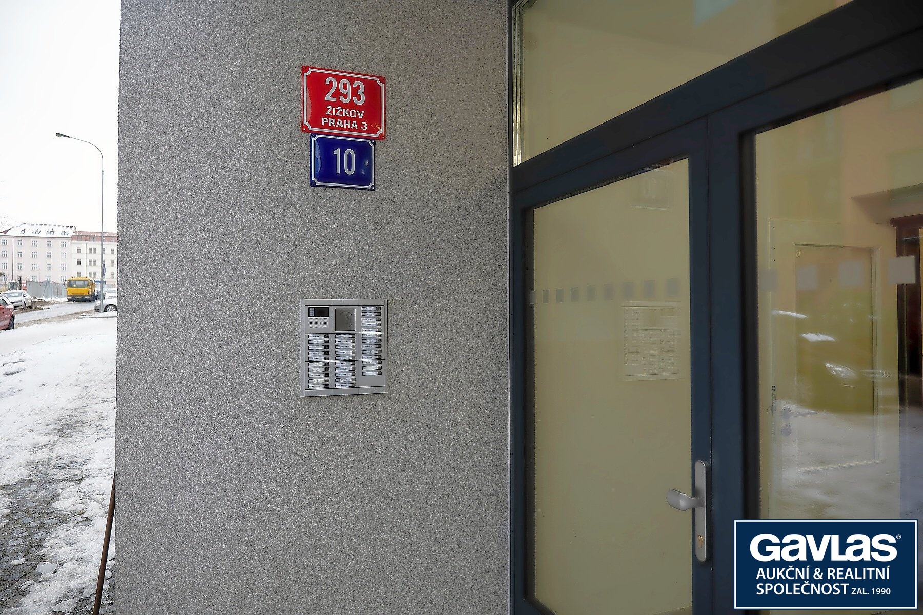 vstup do domu z Roháčovy ulice