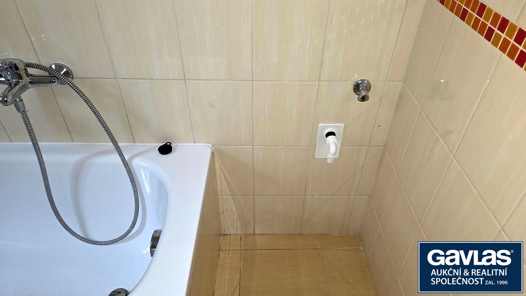 Koupelna - místo pro pračku