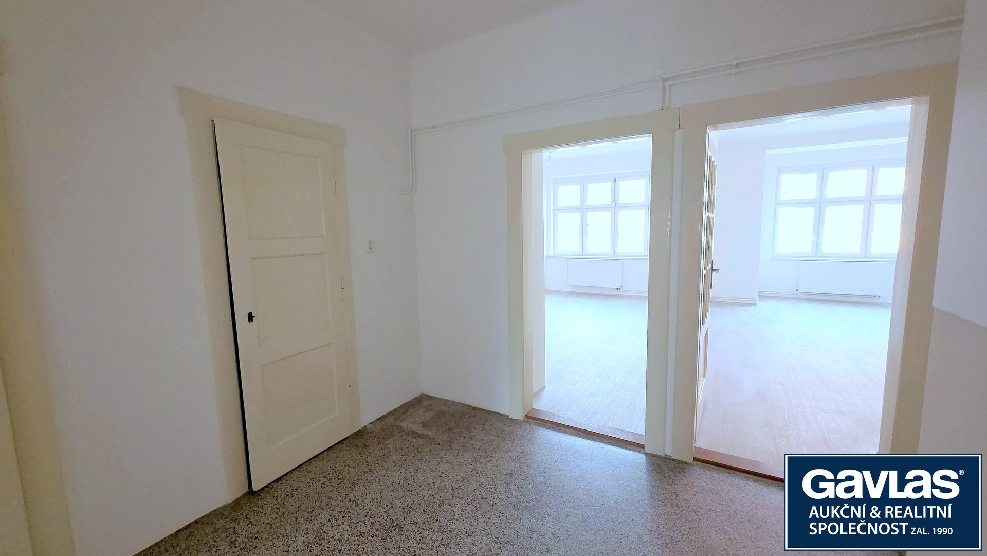 Předsíň- pohled do pokojů