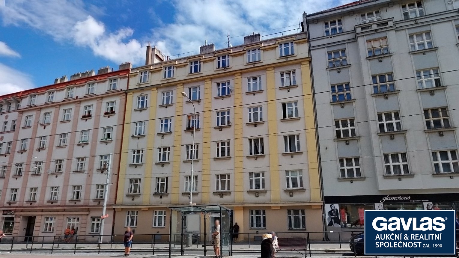Dům