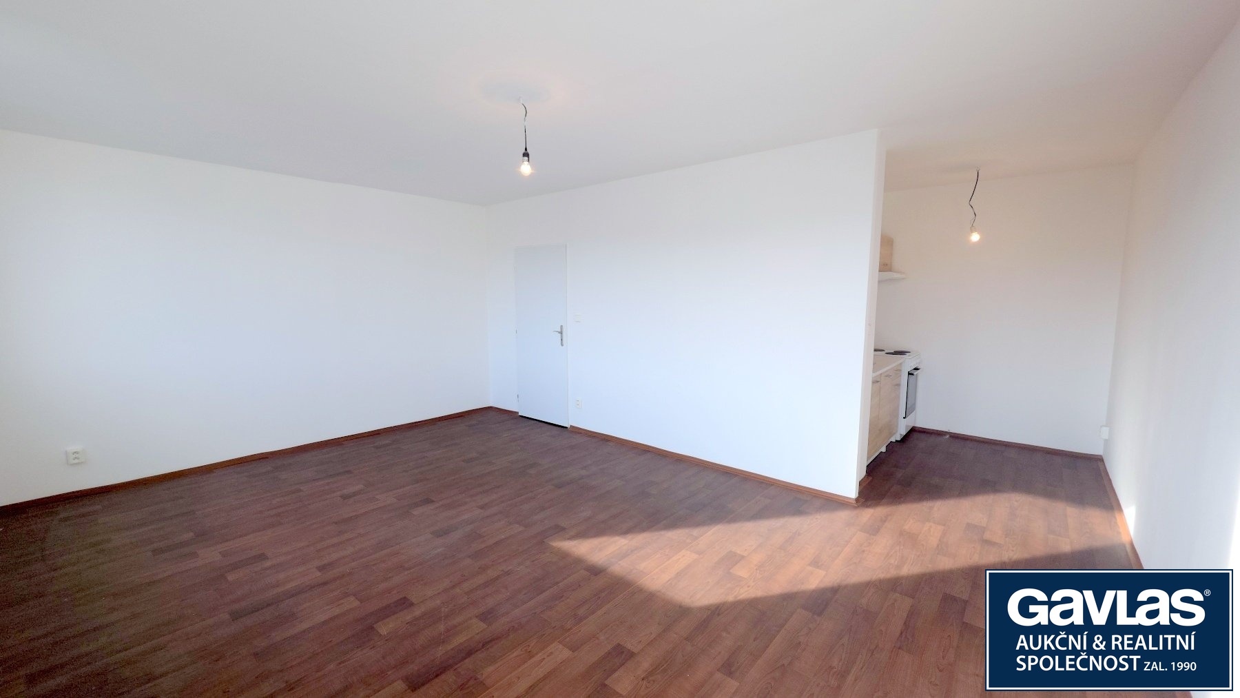 Pokoj s kuch. koutem