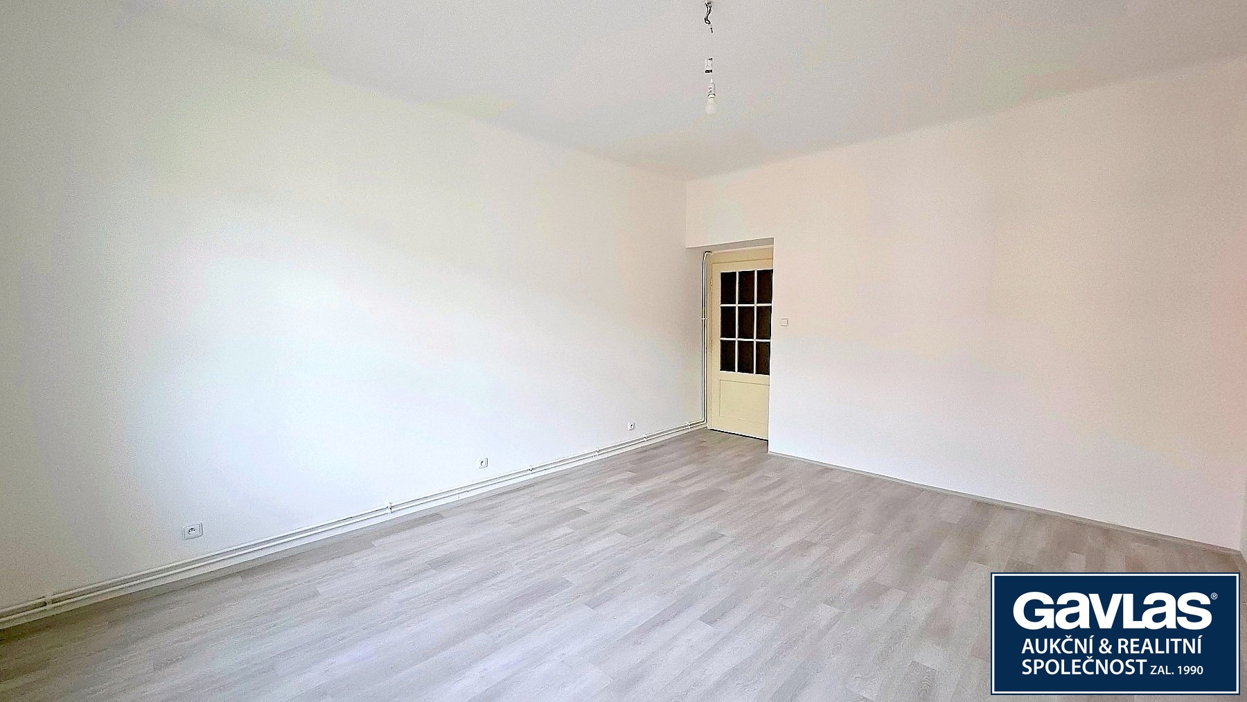 Levý pokoj - pohledk ke dveřím