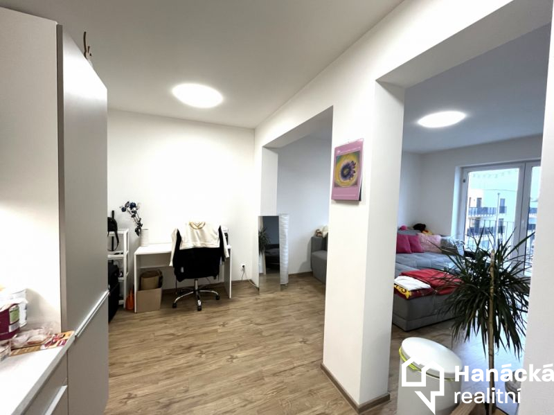 Pronájem zánovního bytu 2+kk v Olomouci, Andělská 