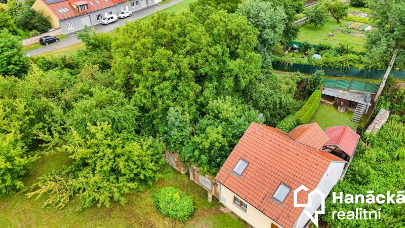 Podíl 2/3 na stavební pozemku v Olomouci, ulice Bo
