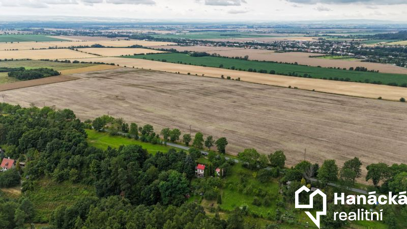 Prodej rekreační chaty se sadem 364 m2, Dolany u Olomouce