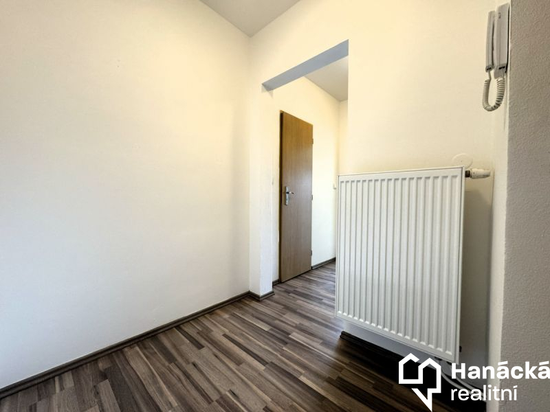 Pronájem malého bytu 1+kk v Olomouci, ul. Schweitz