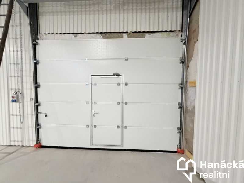 Pronájem, Hala, 368m2, Radslavice