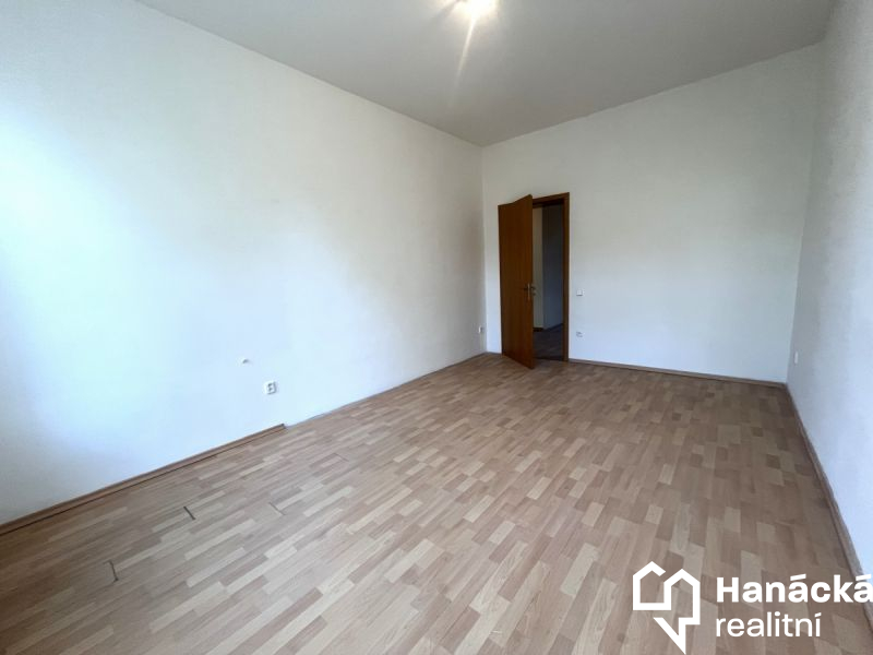 Pronájem cihlového bytu 3+1 v Olomouci, ulice Fibi