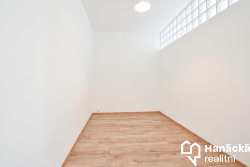 Pronájem bytu 3+kk ul. Jeremenkova, Olomouc