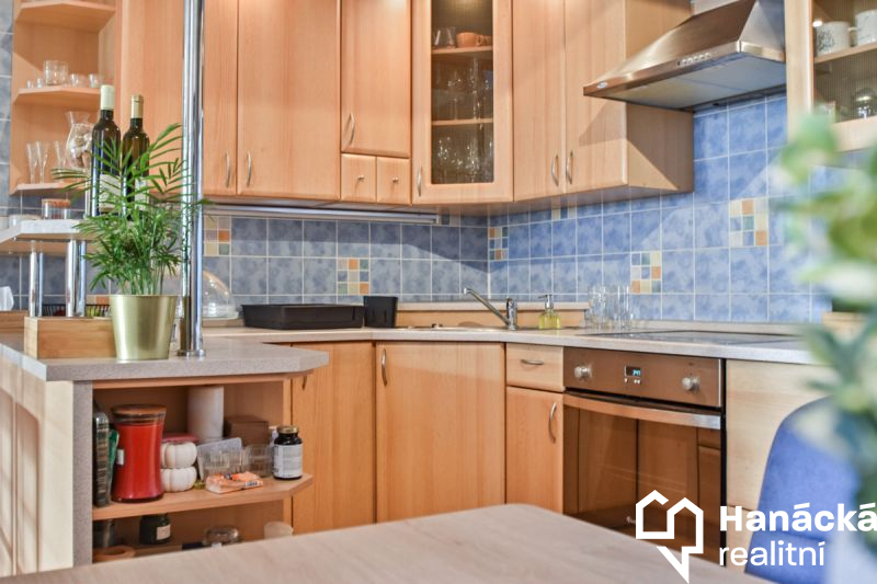 Prodej velmi pěkného bytu 2+kk s velkou terasou v 