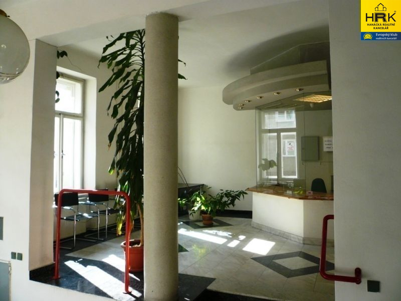 Pronájem kanceláře 27 m2, ulice Jungmannova, Olomo