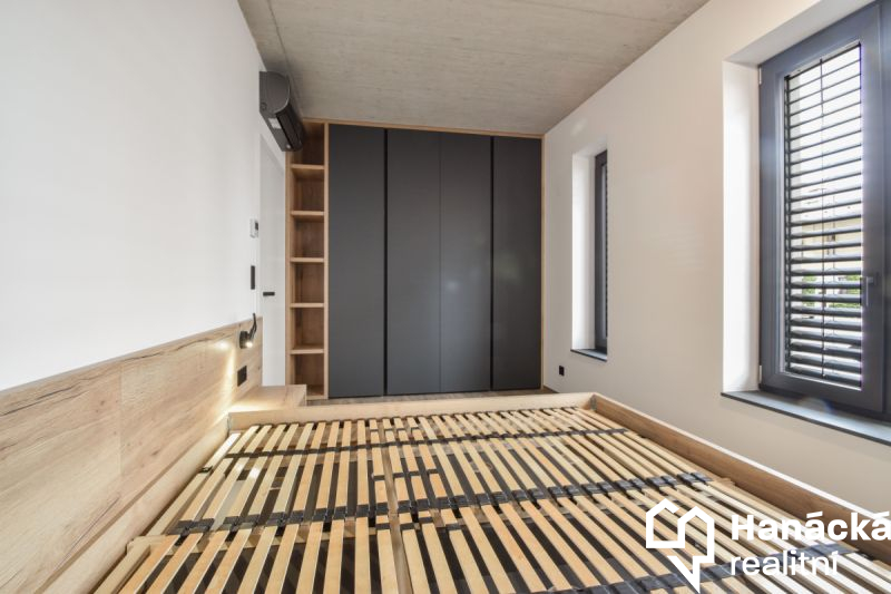 Pronájem exkluzivního bytu 3+kk, ul. Rejskova, Olomouc