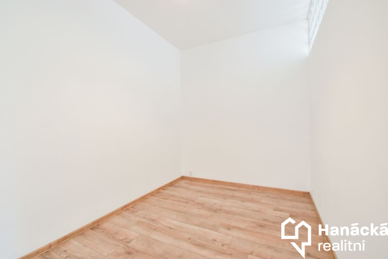 Pronájem bytu 3+kk ul. Jeremenkova, Olomouc