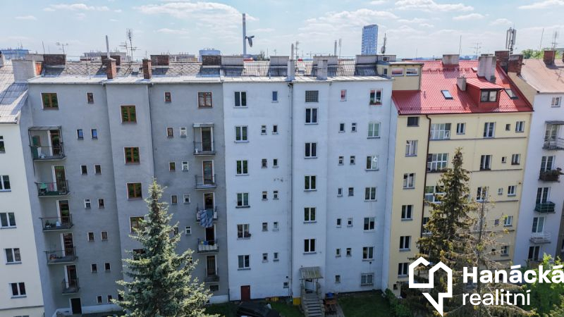 Pronájem zrekonstruovaného bytu 1+kk na ul. Masarykova tř.