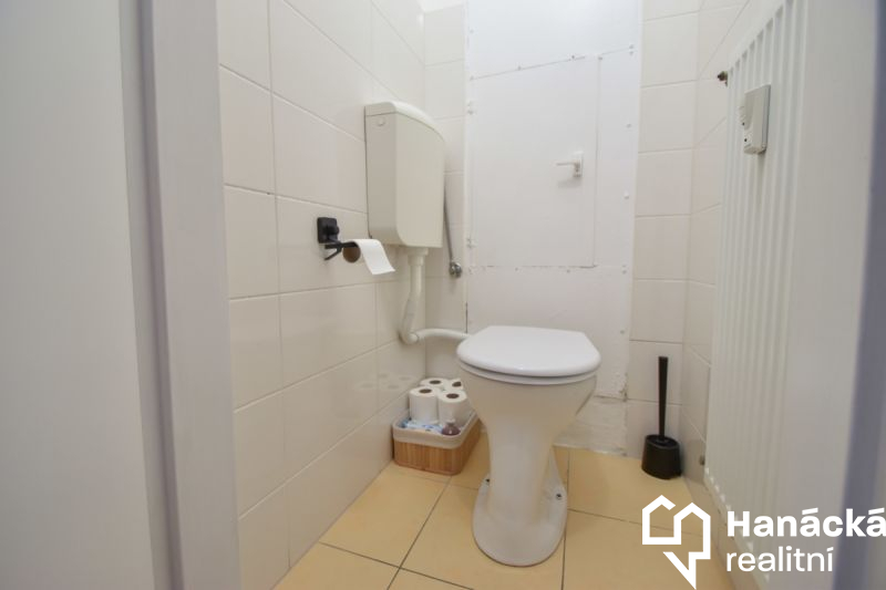 Pronájem cihlového bytu 2+1 v Olomouci, ulice Kašt