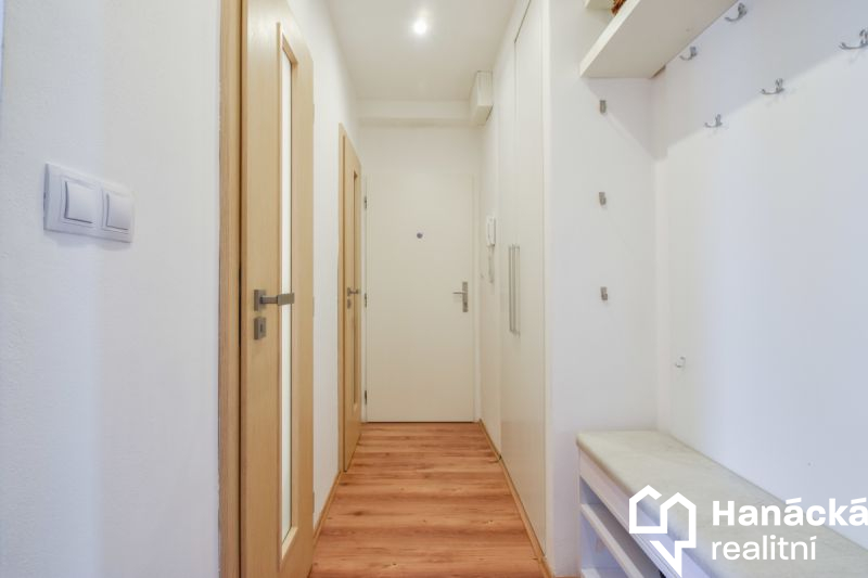 Pronájem bytu 3+1, 63,5 m² + balkon–Dvořákova