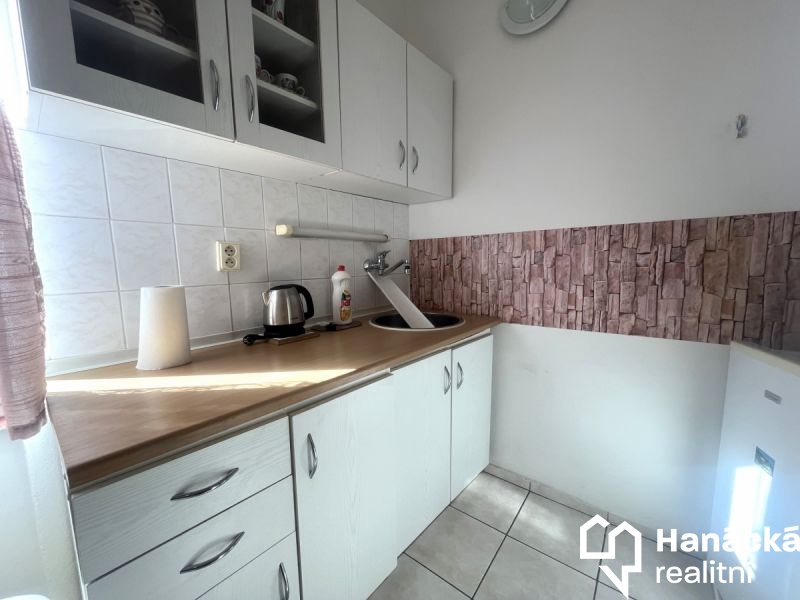 Pronájem cihlového bytu 1+kk v Olomouci, Dobnerova ulice