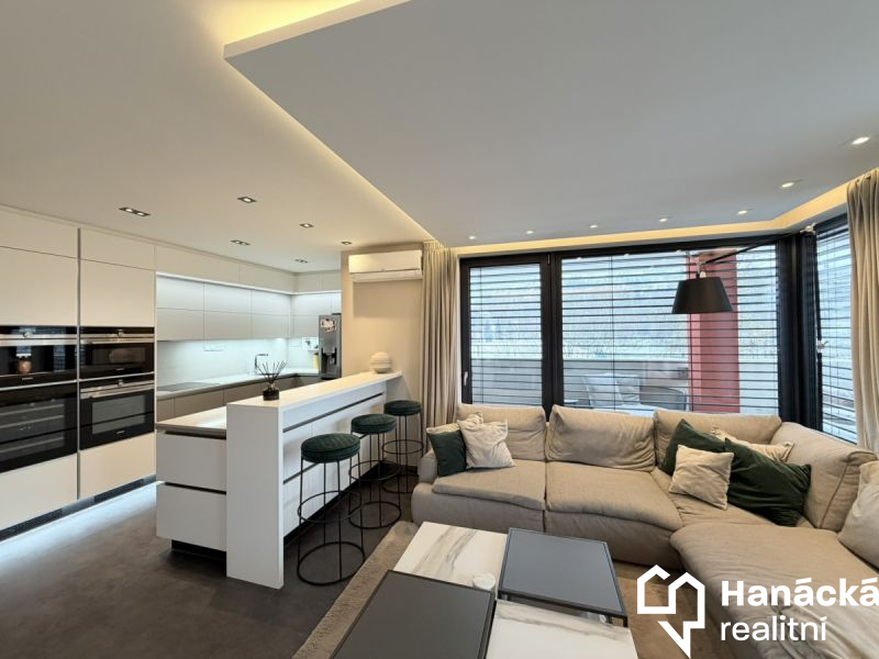 Prodej,  Byt 3+kk s terasou, parkovací stání, 110m