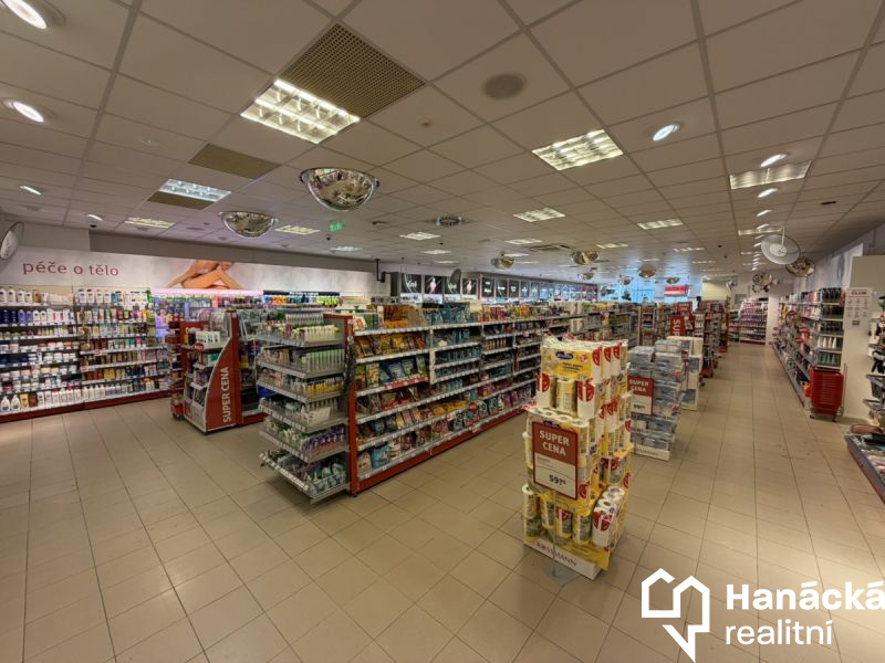 Pronájem, Obchodní prostor, 470m2, Hranice