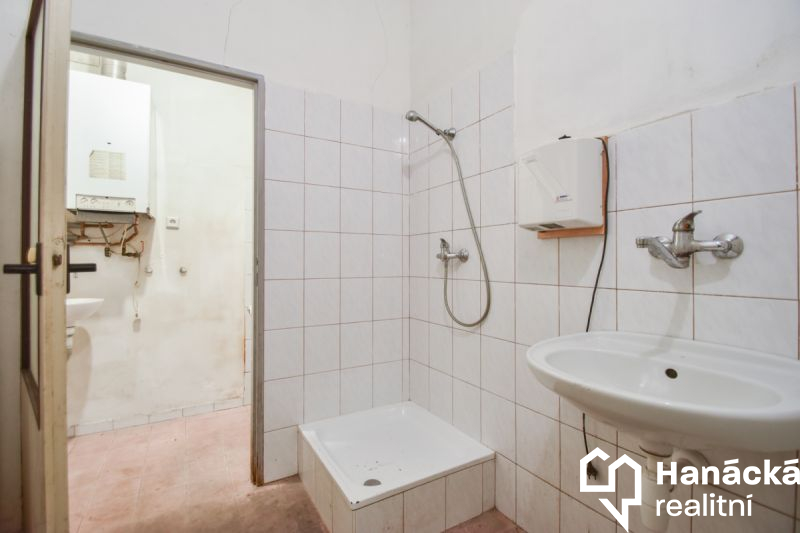 Komerční prostor 77,6 m2 v centru Olomouce, ul. Resslova