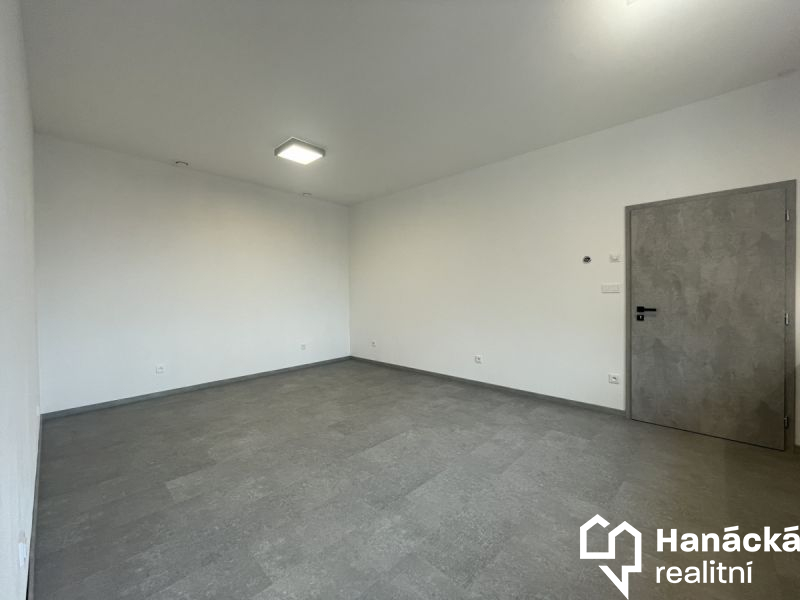 Pronájem,  Byt 1+kk, 29m2, Hulín