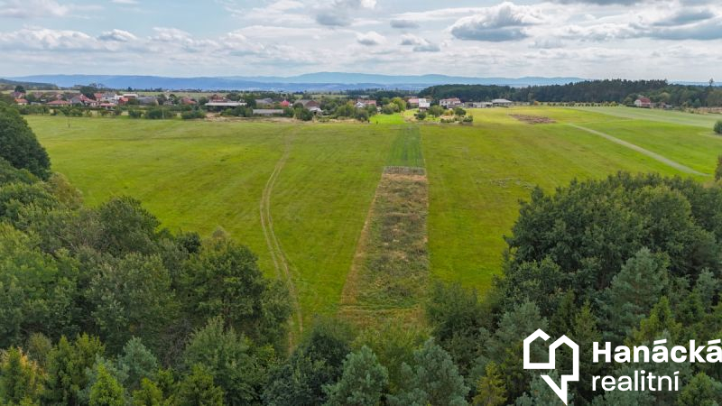 Prodej stavebního pozemku 5394 m2 - Staměřice