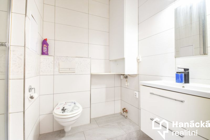 Pronájem bytu 2+kk ul. Jeremenkova, Olomouc