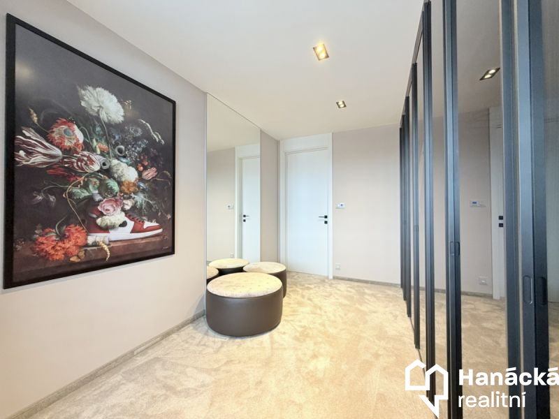 Prodej,  Byt 3+kk s terasou, parkovací stání, 110m