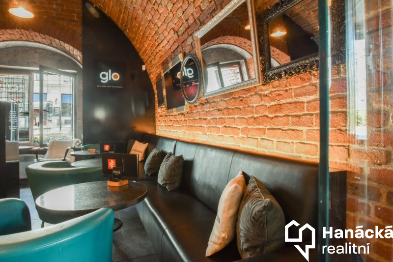 PŘEVZETÍ LEGENDÁRNÍ KAVÁRNY – ESPRESSO BAR ILLY