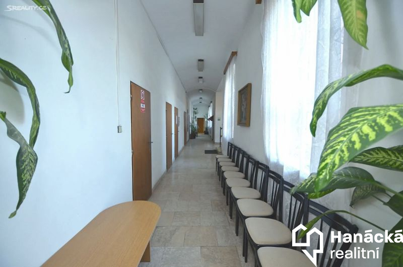 Pronájem tří kanceláří - Holická