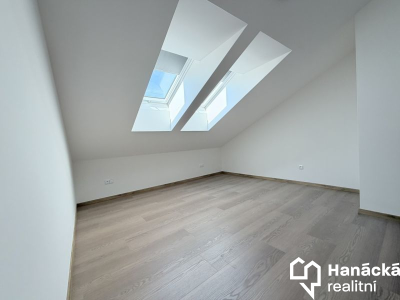 Pronájem,  Byt 2+kk, 50m2, Dolní, Bystřice pod Hos