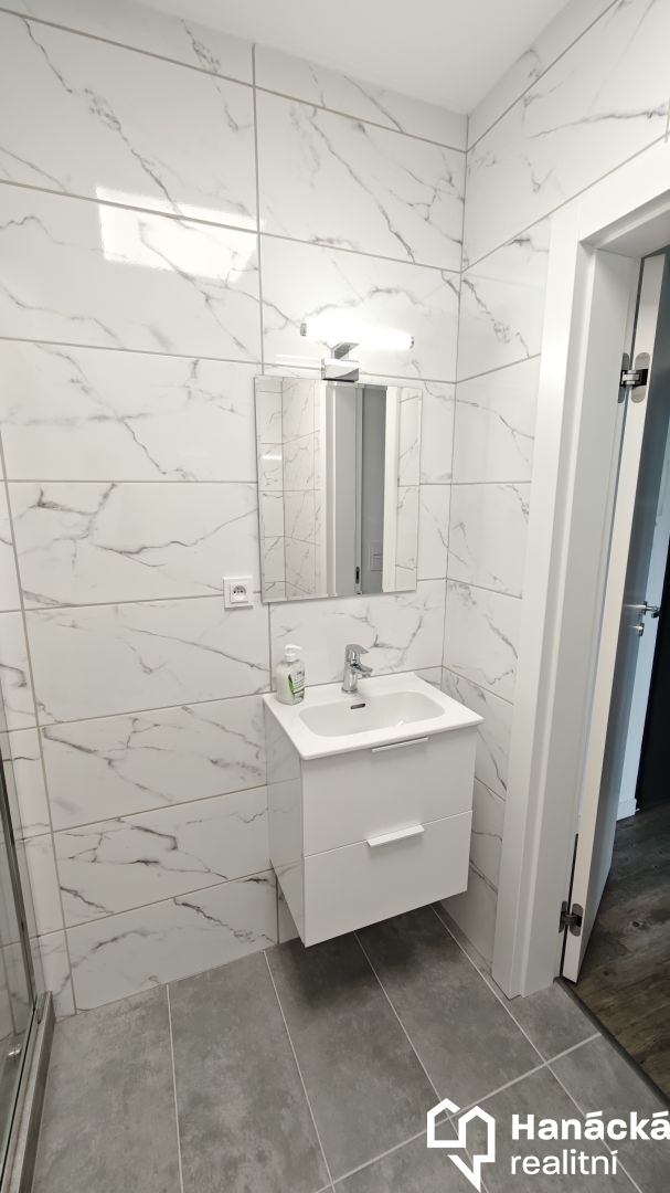 Pronájem bytu 2+1 ul. Urxova, Olomouc - Lazce